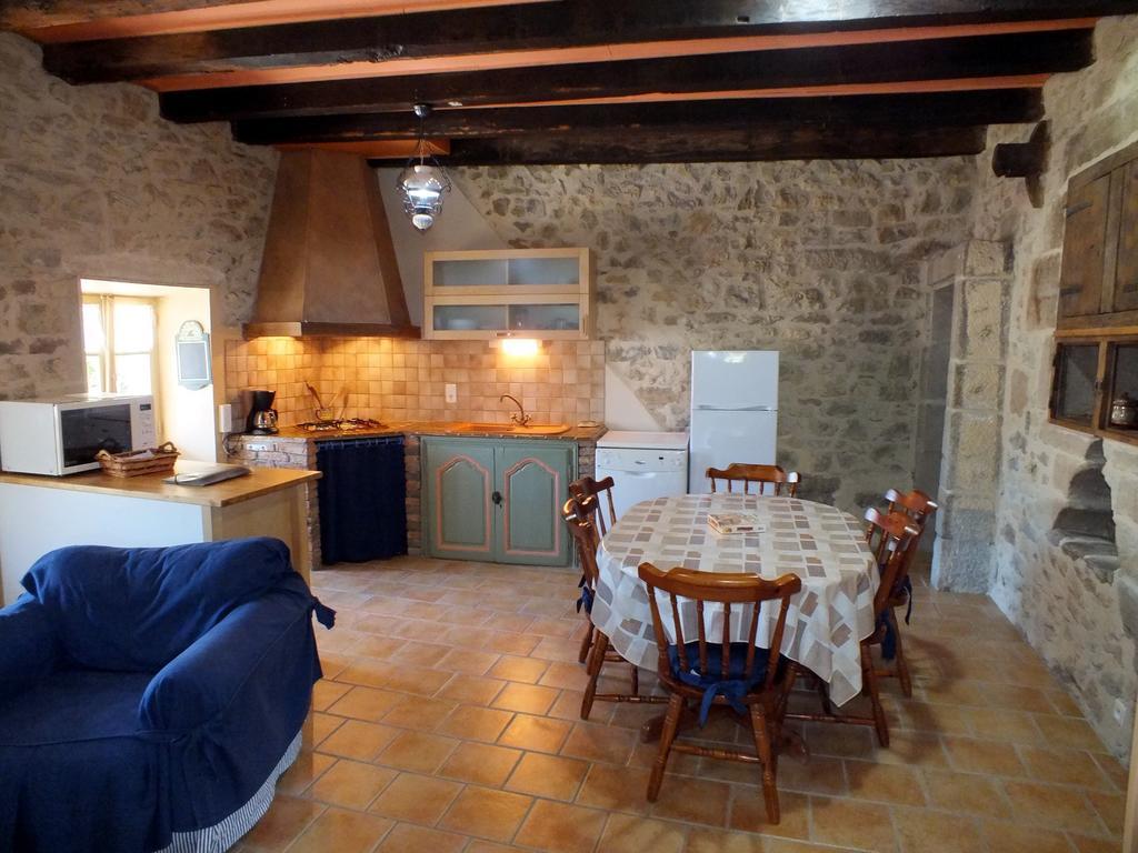 L'Oustal De Peiro Βίλα Le Bourg Εξωτερικό φωτογραφία
